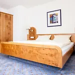 بيت ضيافة Landgasthaus Maien