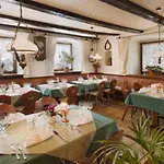 Landgasthaus Maien رينفيلدن
