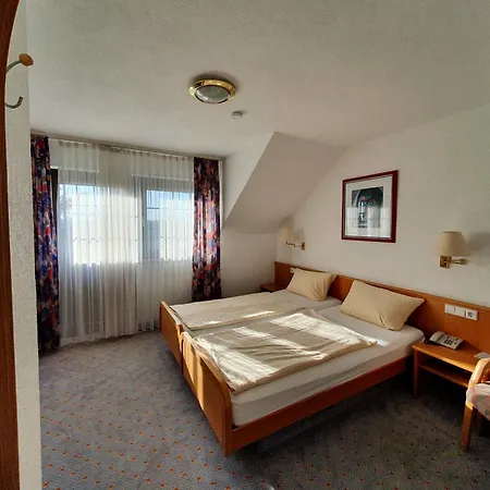 Landgasthaus Maien Гостевой дом