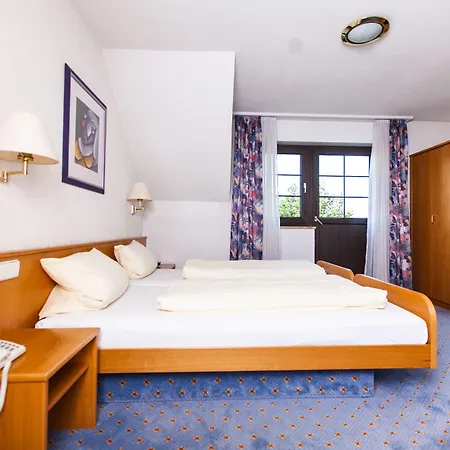 Гостевой дом Landgasthaus Maien 3*