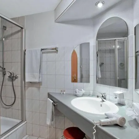 Landgasthaus Maien 3*