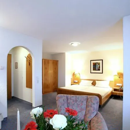 Landgasthaus Maien 3*